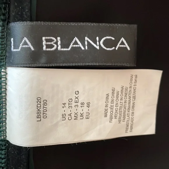 LA BLANCA BEYOND THE JUNGLE TUMMY CONTROL BANDEAU ONE PIECE SWIMSUIT 🌺 - Picture 5 of 8